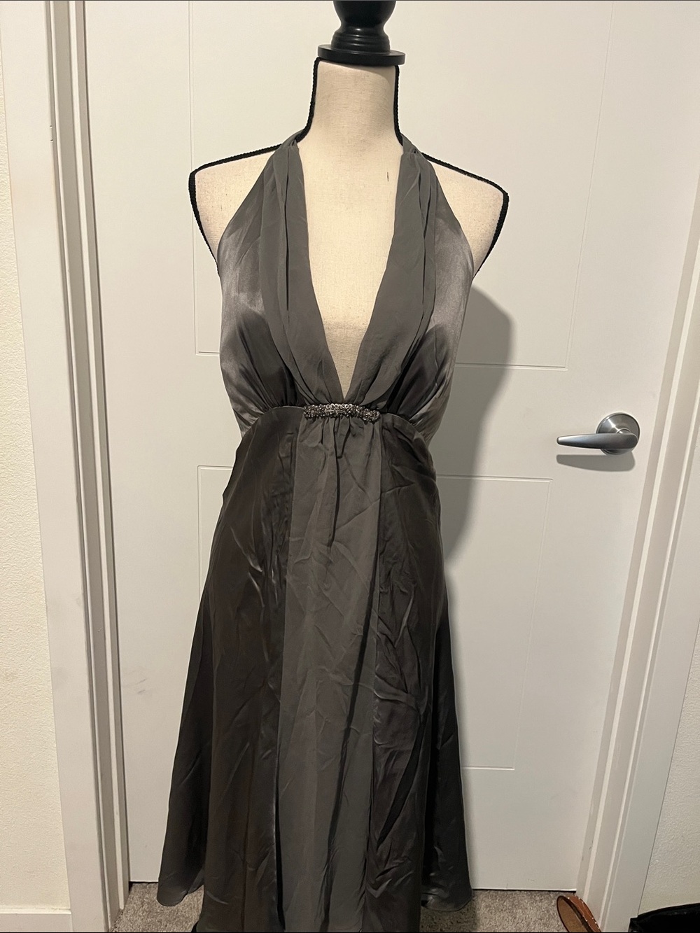 White House Black Market Y2K 100% Silk Gray Deep V-Neck Halter Evening Dress